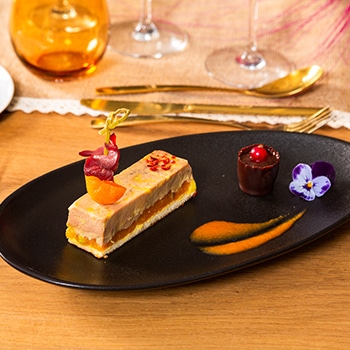 Surprenant de foie gras à l’abricot et sa mini brochette -4